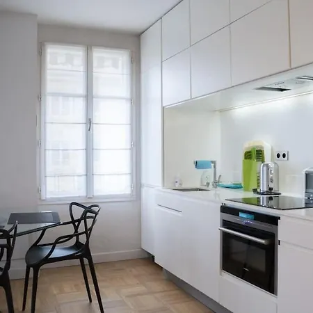 Appartement Moderne 2 Pieces En Plein Paris Au Bord De Seine Extérieur photo
